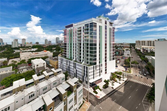 Building Photo - 777 3rd Ave N