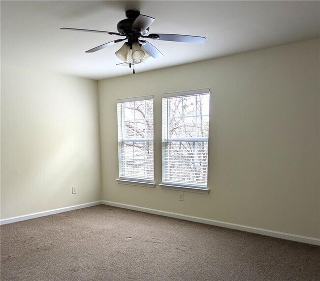 Building Photo - 3075 Whittier Way