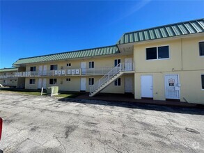 Building Photo - 505 NW 177th St