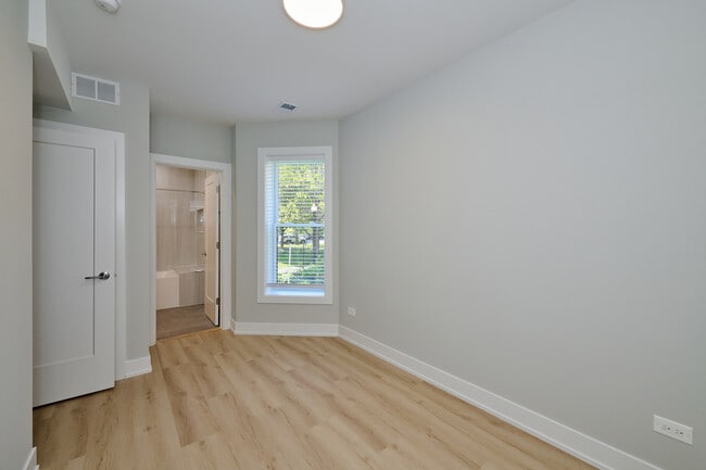 Building Photo - 2127 S Marshall Blvd
