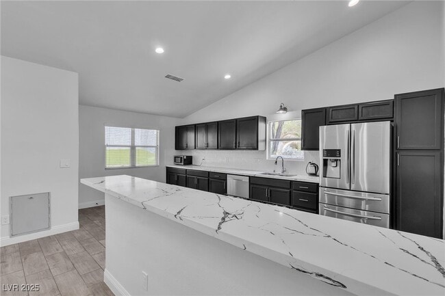 Building Photo - 1763 Summerwood Cir