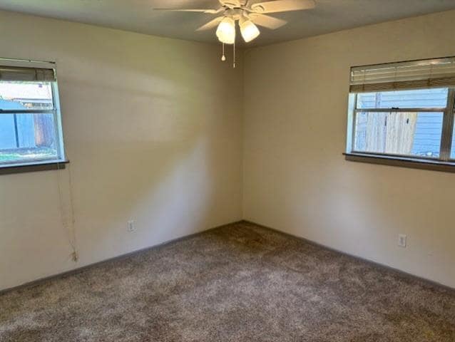 Building Photo - 1713 Westcrest Dr
