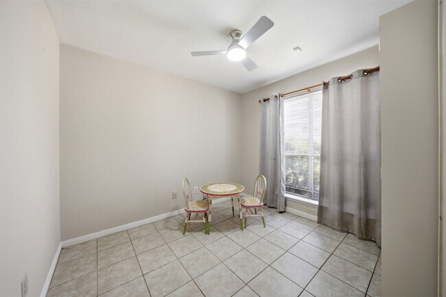 Building Photo - 7518 Alcomita Dr