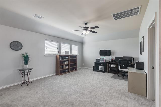 Building Photo - 15121 Seventeen Lakes Blvd