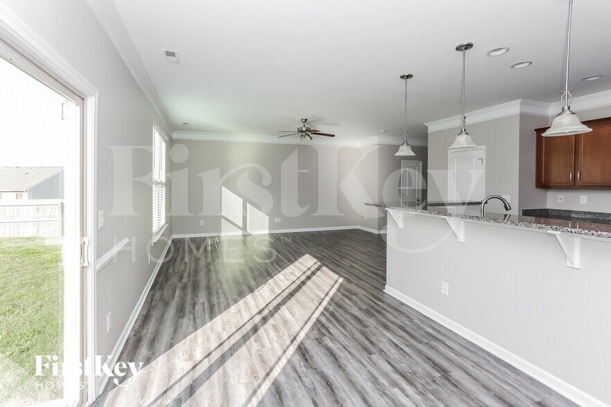 Building Photo - 1013 Alder Ridge Ln