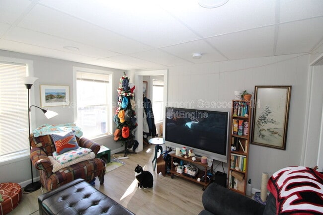 Building Photo - 61 Third Street