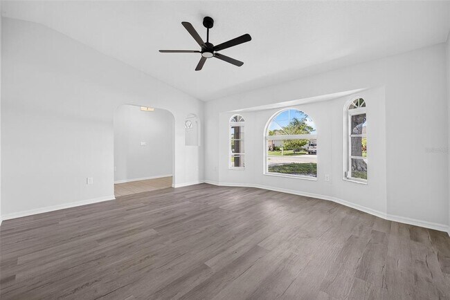 Building Photo - 7510 Ligustrum