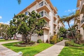 Building Photo - Beautiful & Spacious 1BD/1BA Condo - Walk ...
