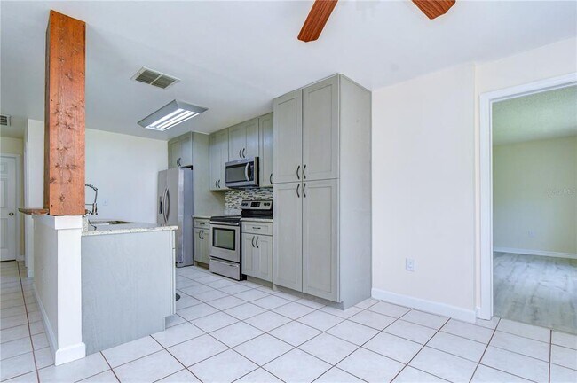 Building Photo - 1108 Dockside Dr