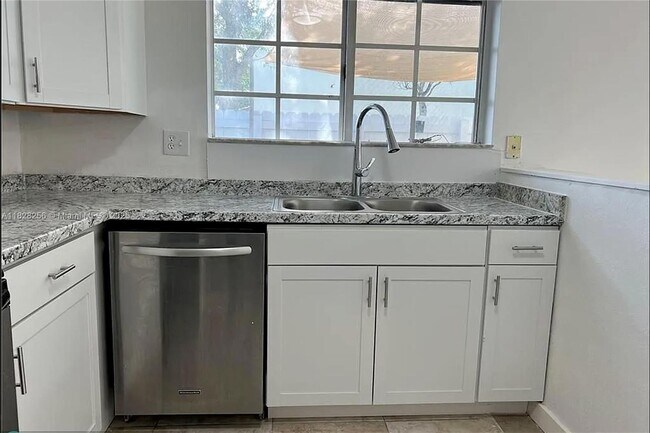 Building Photo - 13990 SW 260th St