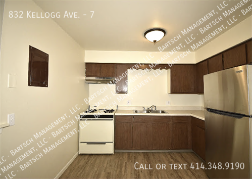 Building Photo - 832 Kellogg Ave