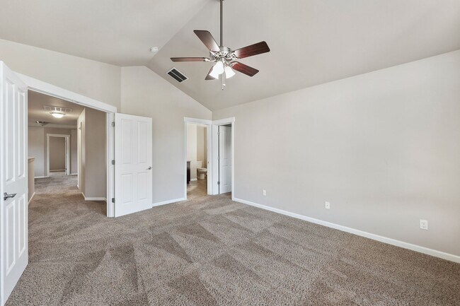 Building Photo - 4335 17th Way NE