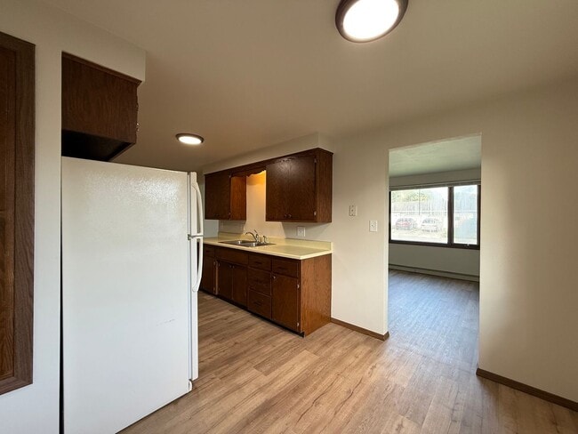 Building Photo - 1289-1291 Meadow Ln
