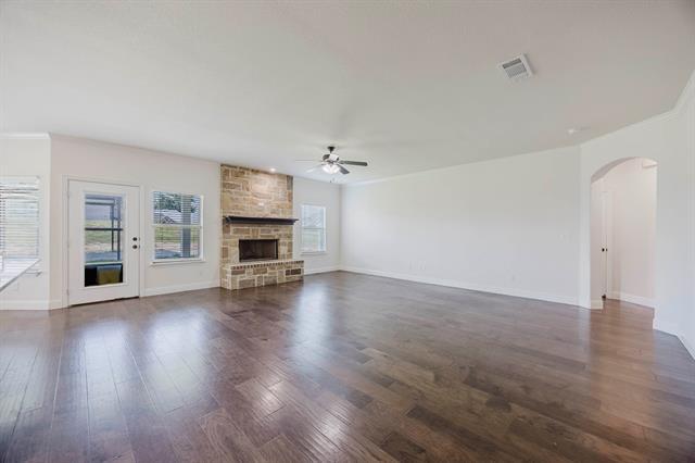 Building Photo - 105 Kathy Stephens Ave