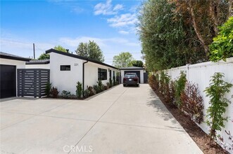 Building Photo - 221 Monte Vista Ave