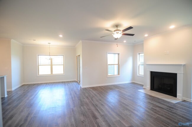 Building Photo - 16312 Trestle St