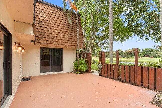 Building Photo - 2060 SW 90th Ave