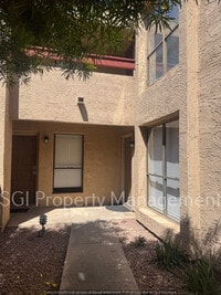 Building Photo - 3131 W Cochise Dr