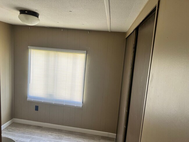 Building Photo - Mobile Home with 2 Bed 1 Bath in Benton