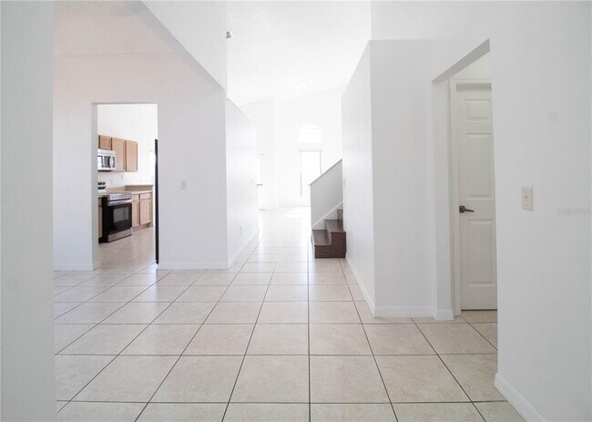 Building Photo - 667 Downing Cir