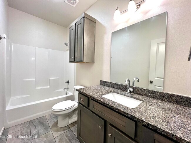 Building Photo - 5534 Kemper St