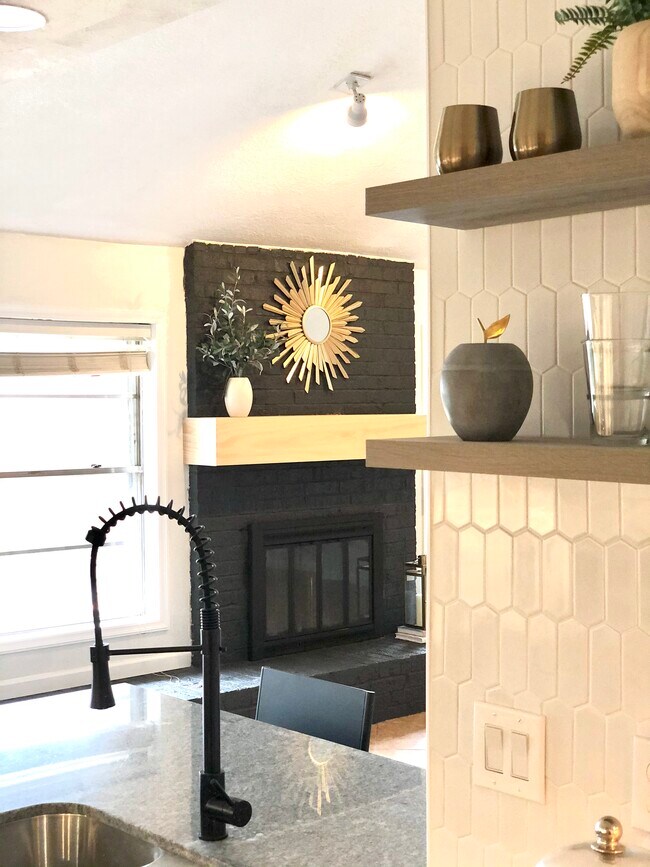 Building Photo - 11511 Kirkvalley Dr