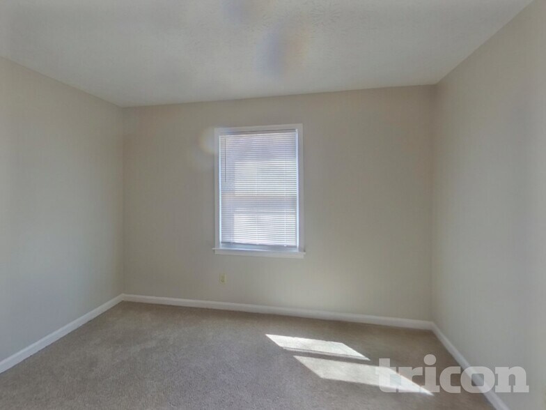 Building Photo - 1763 Lamancha Dr NW