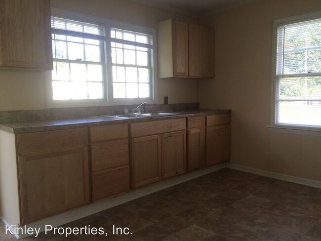 Building Photo - 2 br, 1 bath House - 2452 Elmin Street