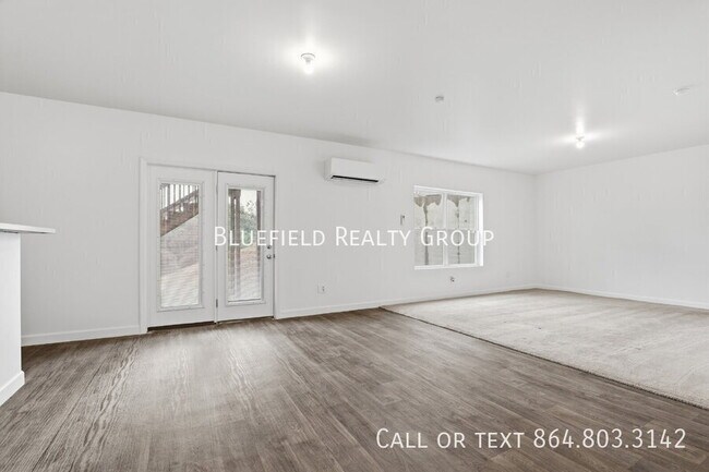 Building Photo - 227 Millen Dr