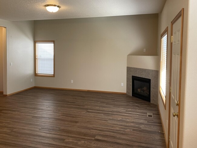 Building Photo - 2215 NE 163rd Ave