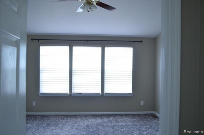 Building Photo - 7957 Mallard Way