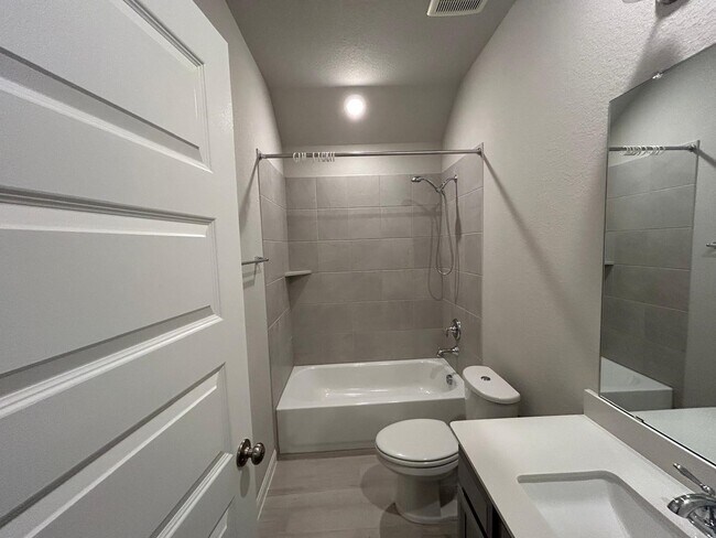 Building Photo - 1130 Muscadine Hollow Ln