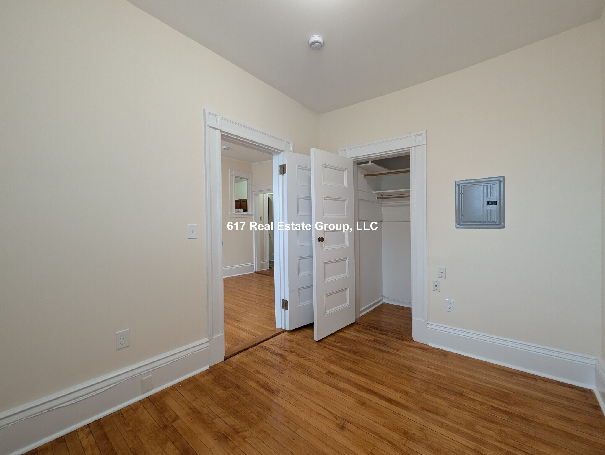 Building Photo - 2 Ware St