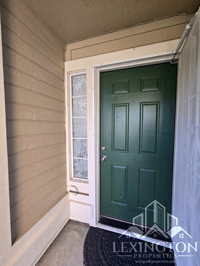 Building Photo - Beautifully Updated, 4BD/3BA, Home in Rocklin – Excellent Location!