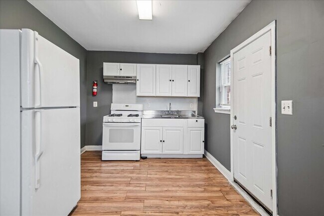 Building Photo - 1401 N Potomac St