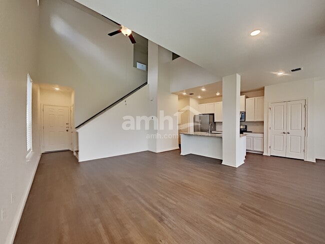 Building Photo - 2738 Meadowood Heights