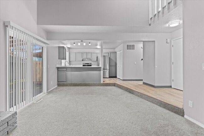 Building Photo - Updated 3BD/2BA Highland Duplex • Private Garage, Fireplace & Outdoor Space!