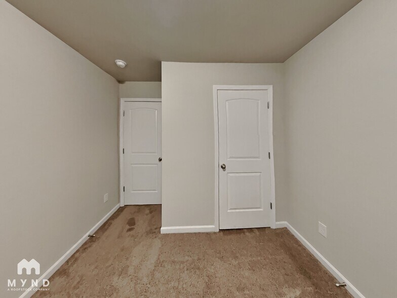 Building Photo - 8382 Douglass Trail