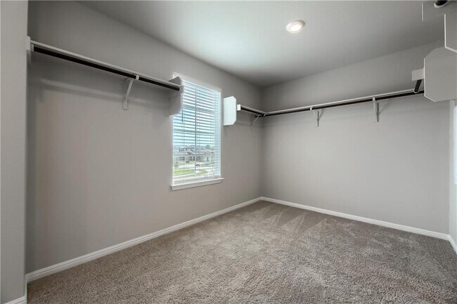 Building Photo - 212 Strand Ln