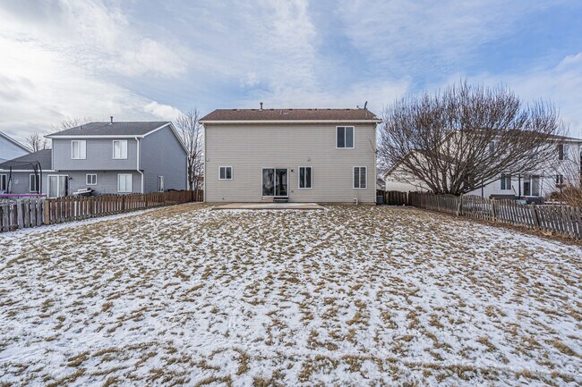 Building Photo - 2786 Yosemite Dr