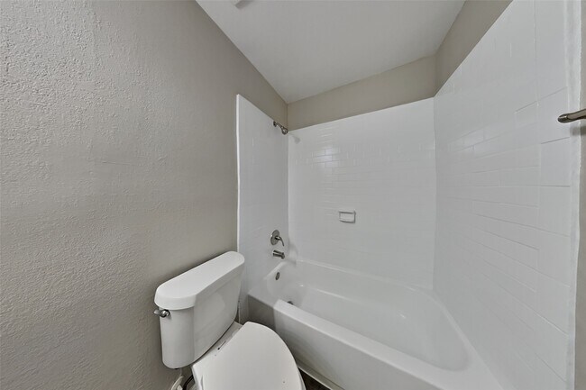 Building Photo - 20731 Desert Shadows Ln