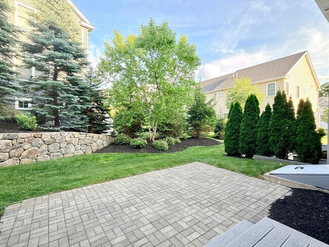 Building Photo - 99 Brookview Rd