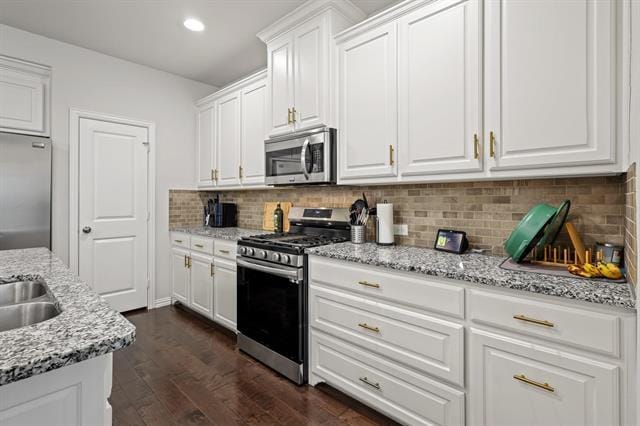 Building Photo - 3935 Cascade Sky Dr