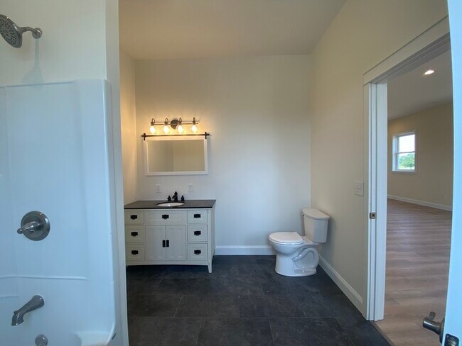 Building Photo - Brand new construction 5 bedroom 3 bath wi...
