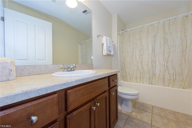 Building Photo - 16800 Van Aken Blvd