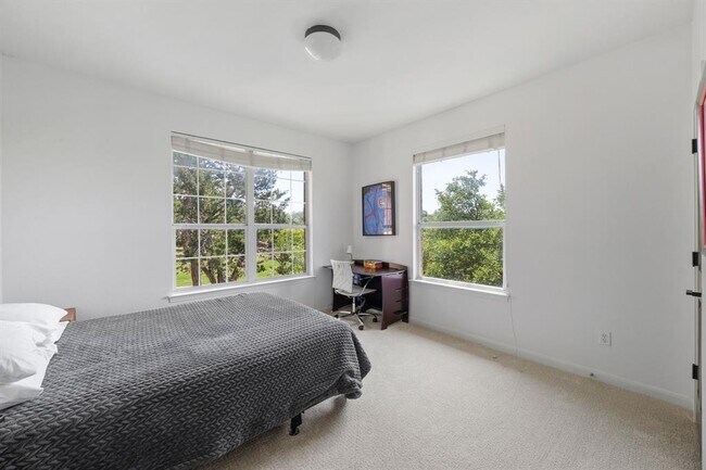 Building Photo - 16200 Spillman Ranch Loop