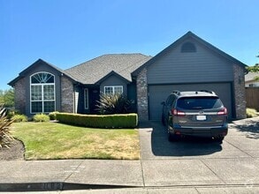 Building Photo - Single Level- Three Bedroom Home