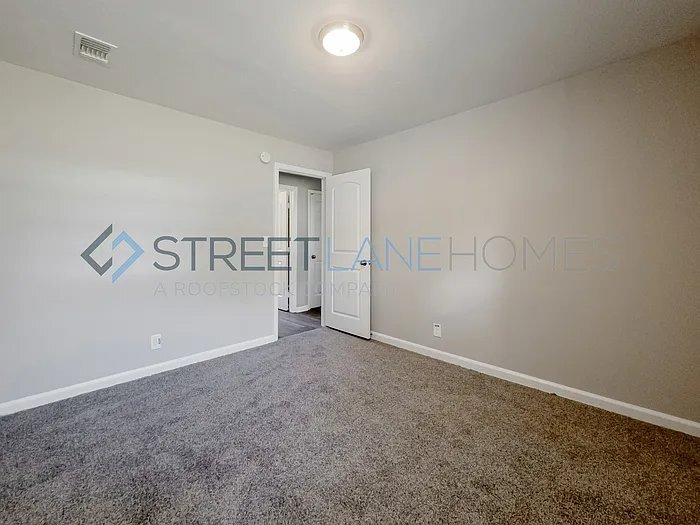 Building Photo - 4820 Harbin St