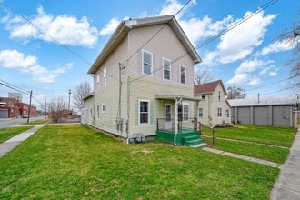 Building Photo - 203 S Dean St