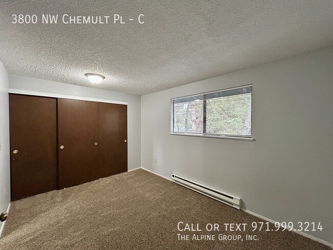 Building Photo - 3800 NW Chemult Pl